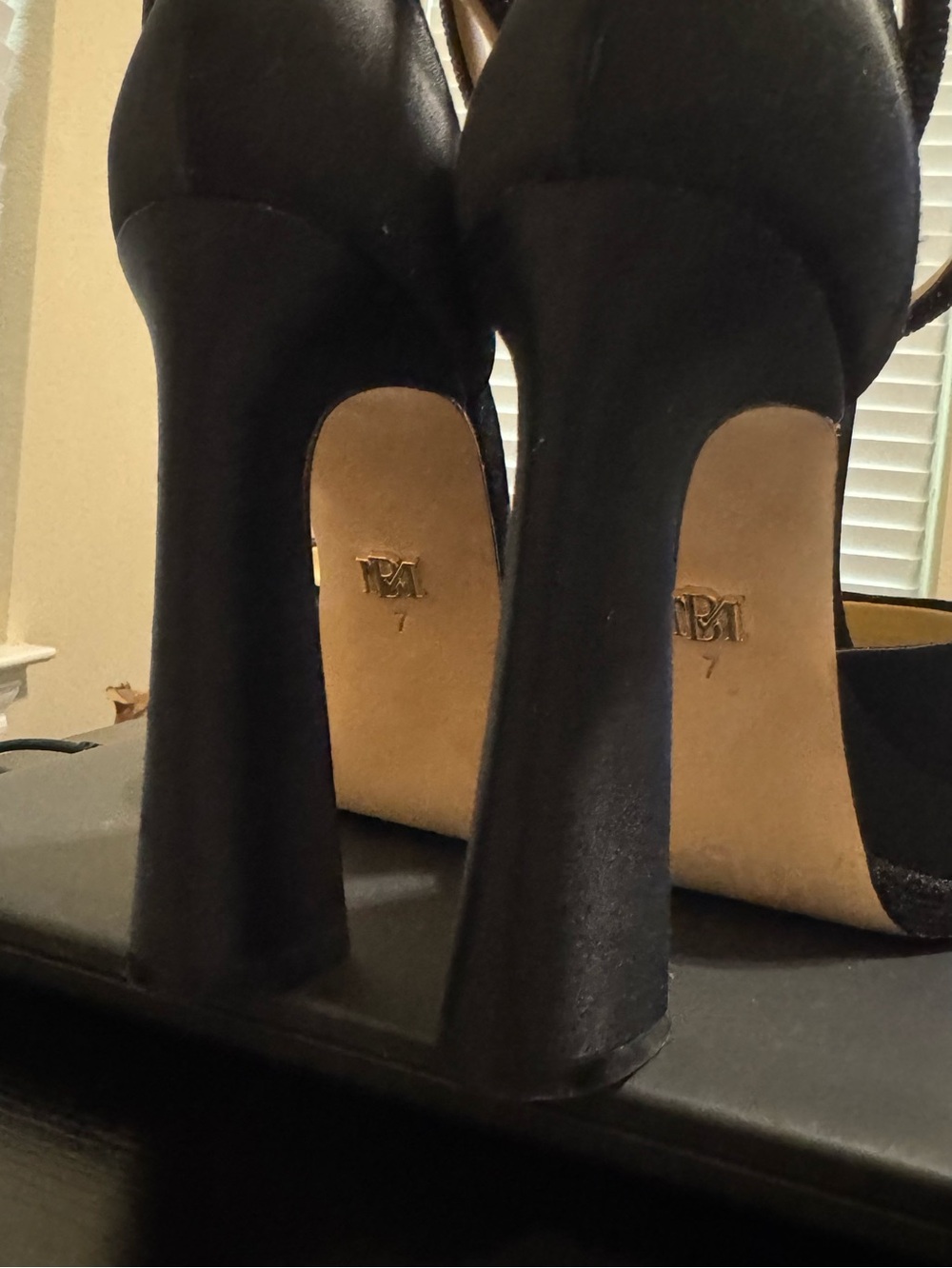 NIB Badgley Mischka Eliana Platform Heels - Picture 10 of 15